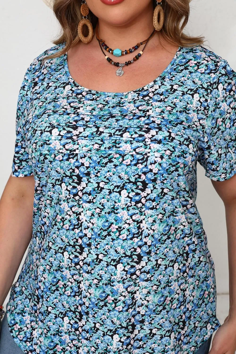 HBEYYTO Womens Plus Size Tops Short Sleeve Pleated T shirts Dressy Casual Scooped Neck Flowy Loose Floral Blouses 1X-5X