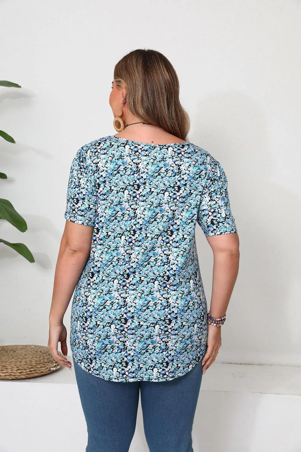HBEYYTO Womens Plus Size Tops Short Sleeve Pleated T shirts Dressy Casual Scooped Neck Flowy Loose Floral Blouses 1X-5X