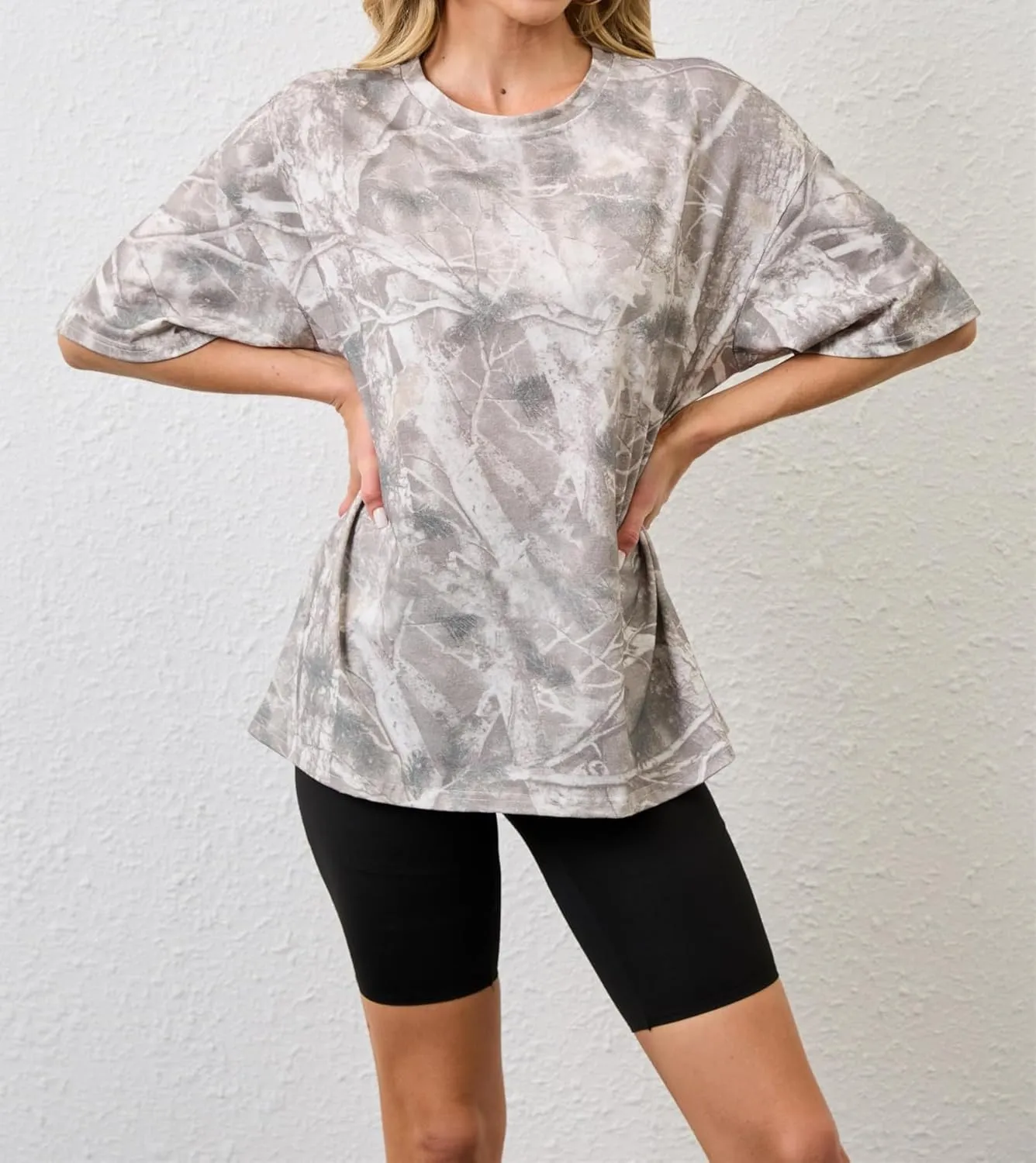 MISSACTIVER Women Camo T Shirts for Men Graphic Short Sleeve Oversized Tops Unisex Summer Maple Leaf Print Tshirts