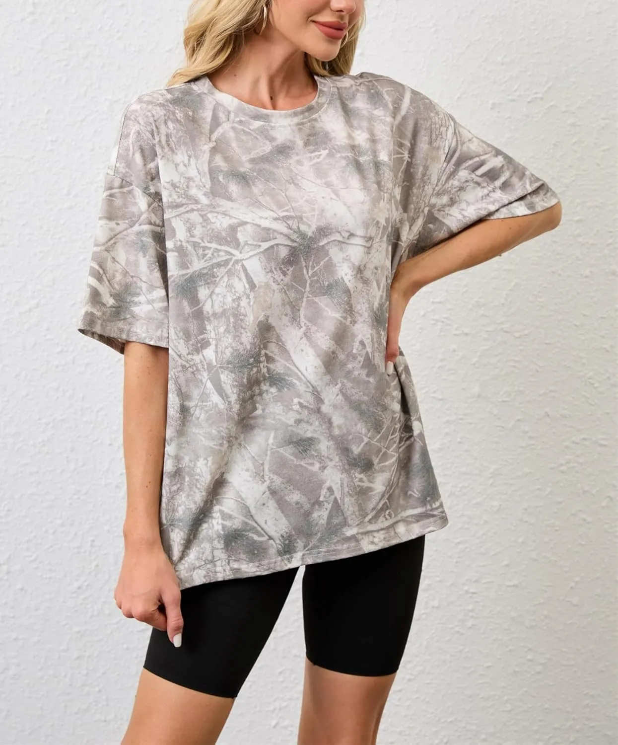 MISSACTIVER Women Camo T Shirts for Men Graphic Short Sleeve Oversized Tops Unisex Summer Maple Leaf Print Tshirts