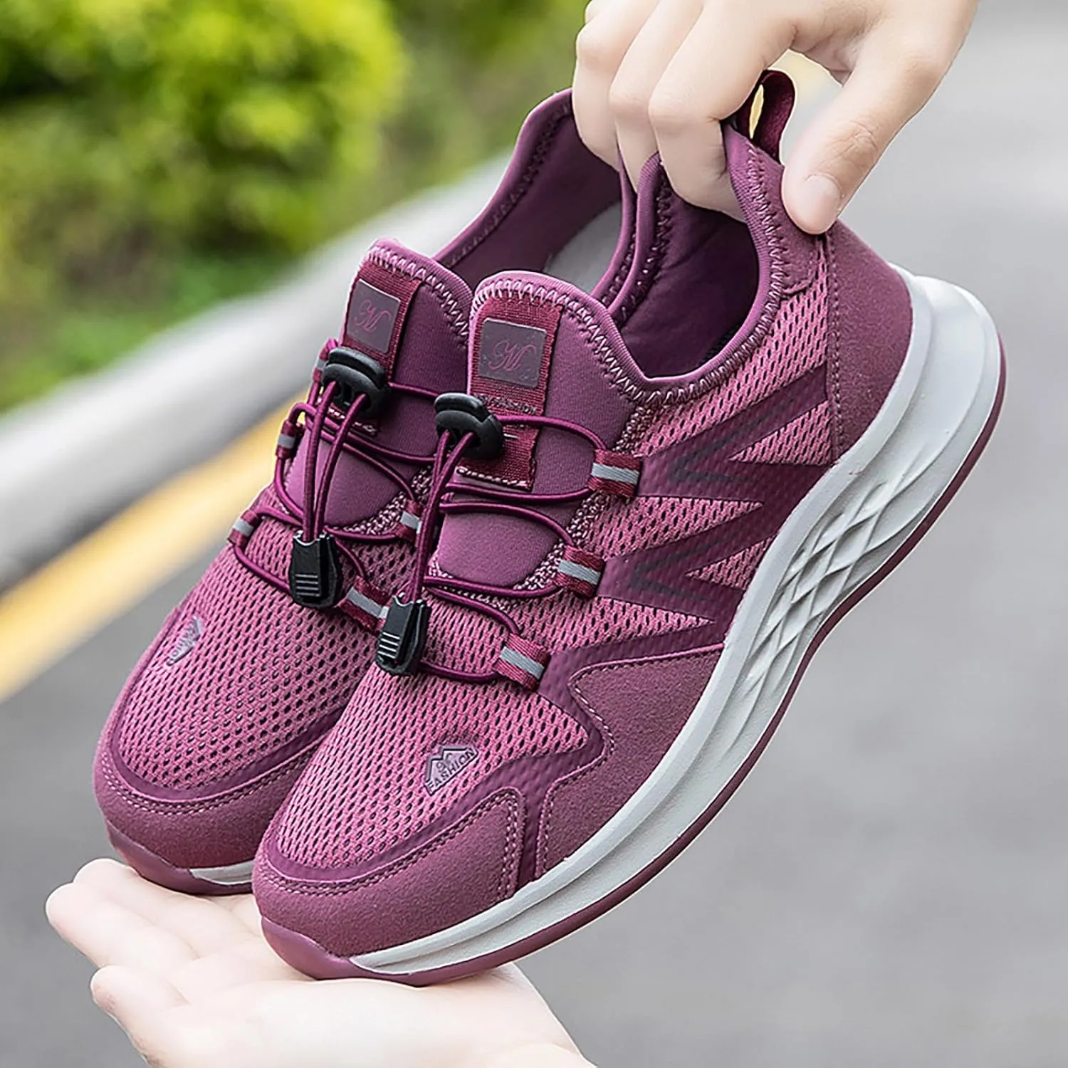 Slip on Walking Shoes for Women Dressy Knitted Non Slip Comfortable Running Shoes Breathable Mesh Sports Workout Tennis Shoes Fashion Lace Up Sneakers