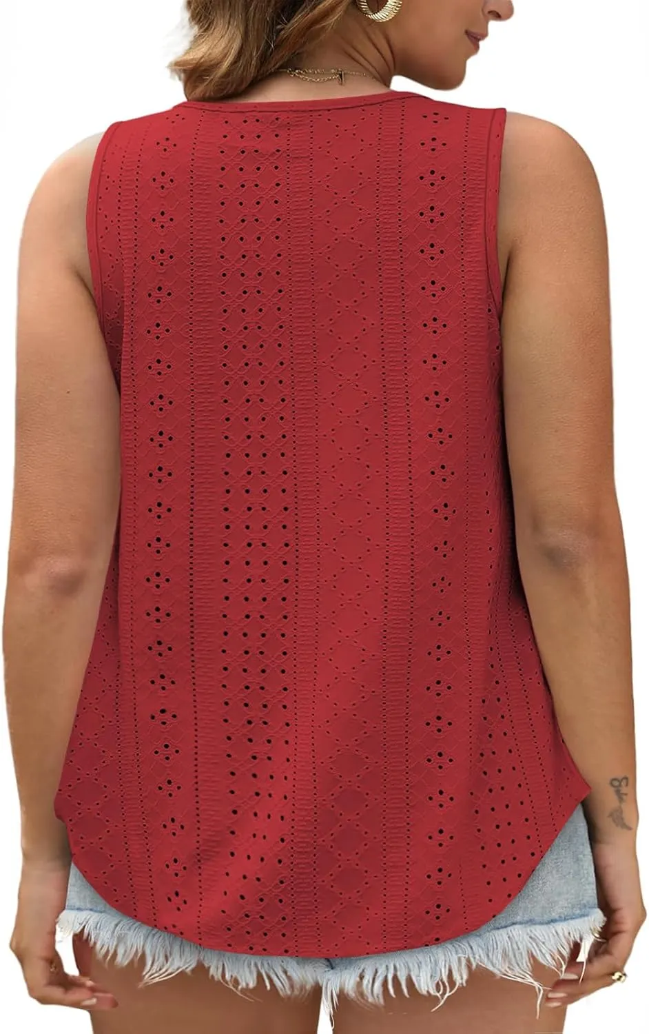 VISLILY Womens-Plus-Size-Summer-Tank-Tops Scoop Neck Camisole Sleeveless T Shirts Flowy Eyelet Embroidery Tunics Tee XL-5XL