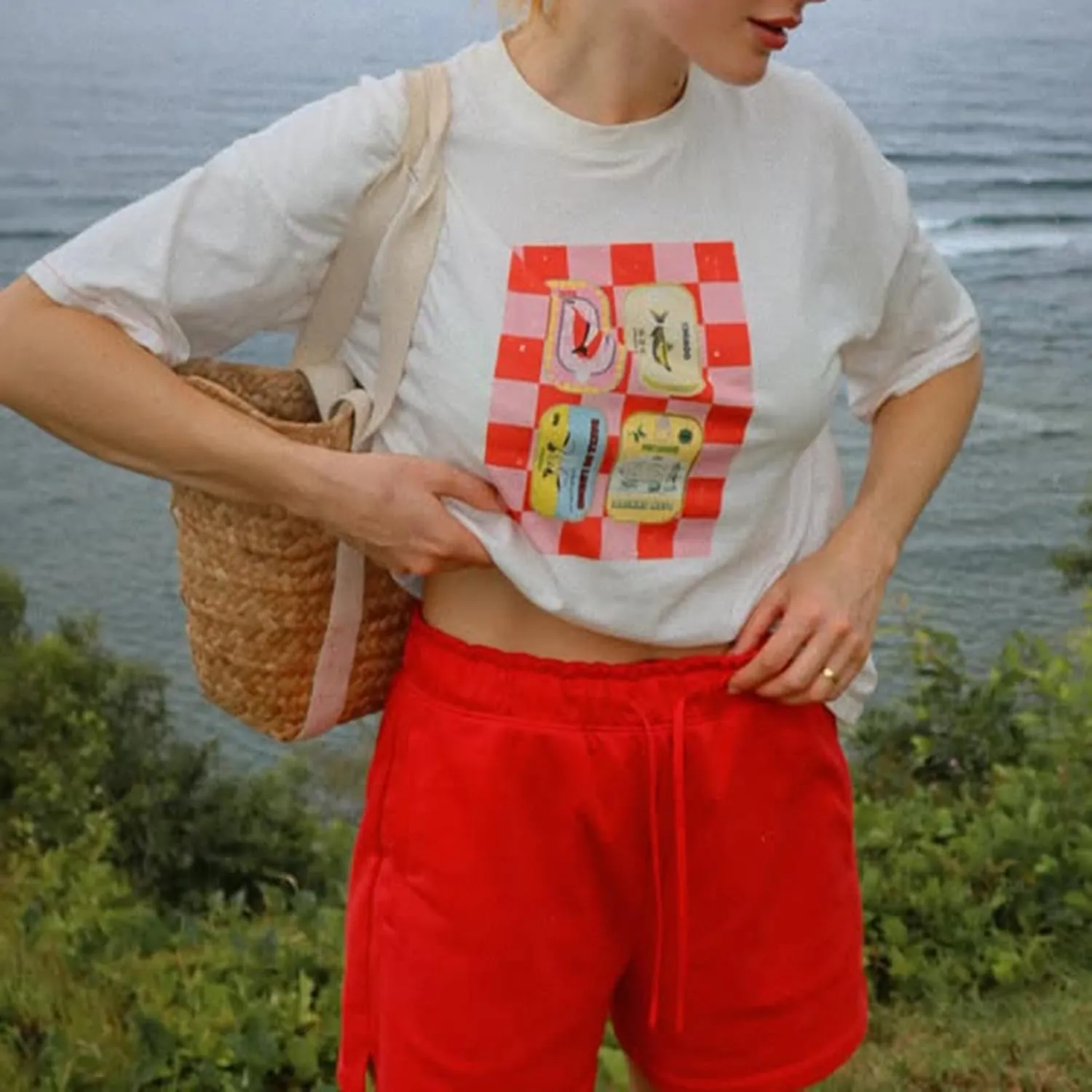 Womens Oversized Baggy Loose Fit Graphic Short Sleeve Teen Girls Preppy T Shirts Y2k Going Out Tops Aesthetic Tees