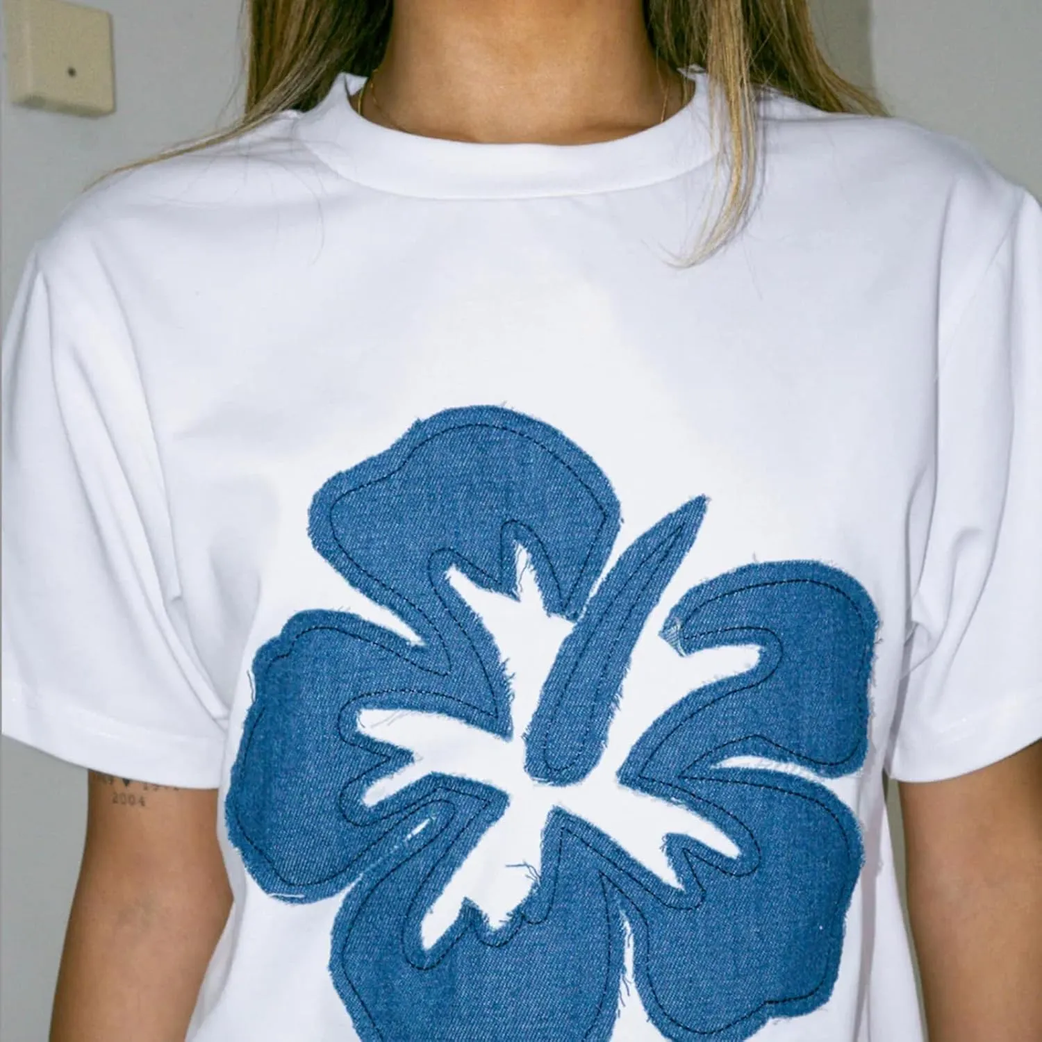 Womens Oversized Baggy Loose Fit Graphic Short Sleeve Teen Girls Preppy T Shirts Y2k Going Out Tops Aesthetic Tees